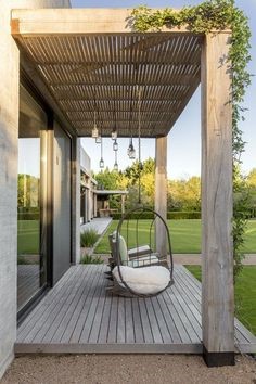 pergola.jpg